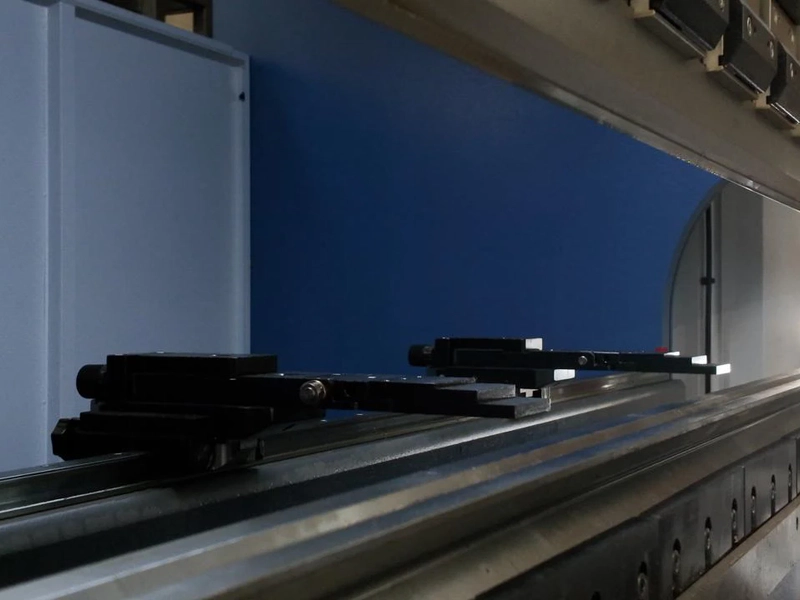 Press brake - 2.webp