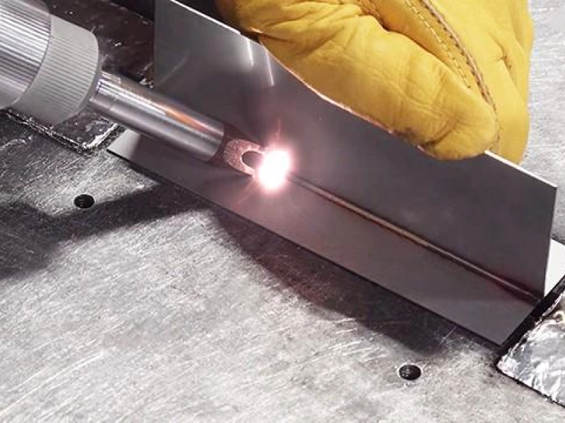 Laserschweißen - 2.jpg